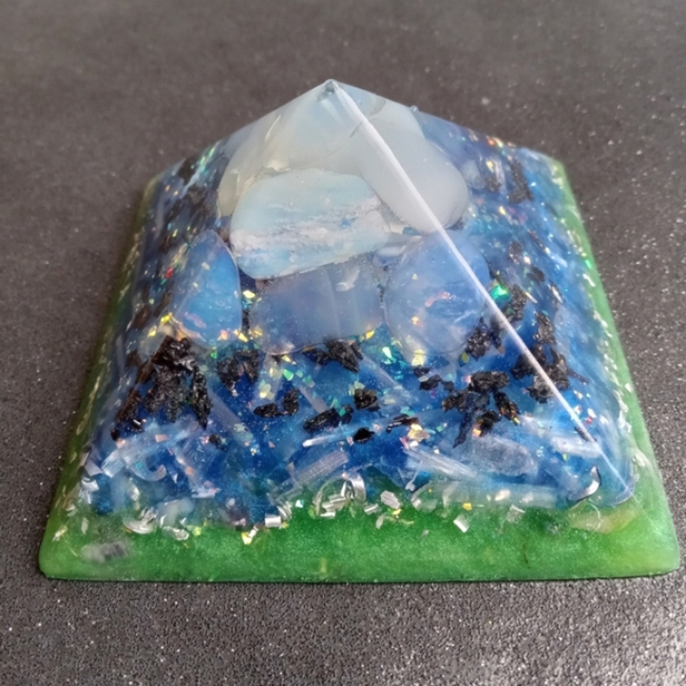 Blue green opalite orgonite resin pyramid selenite fluorite black tourmaline New